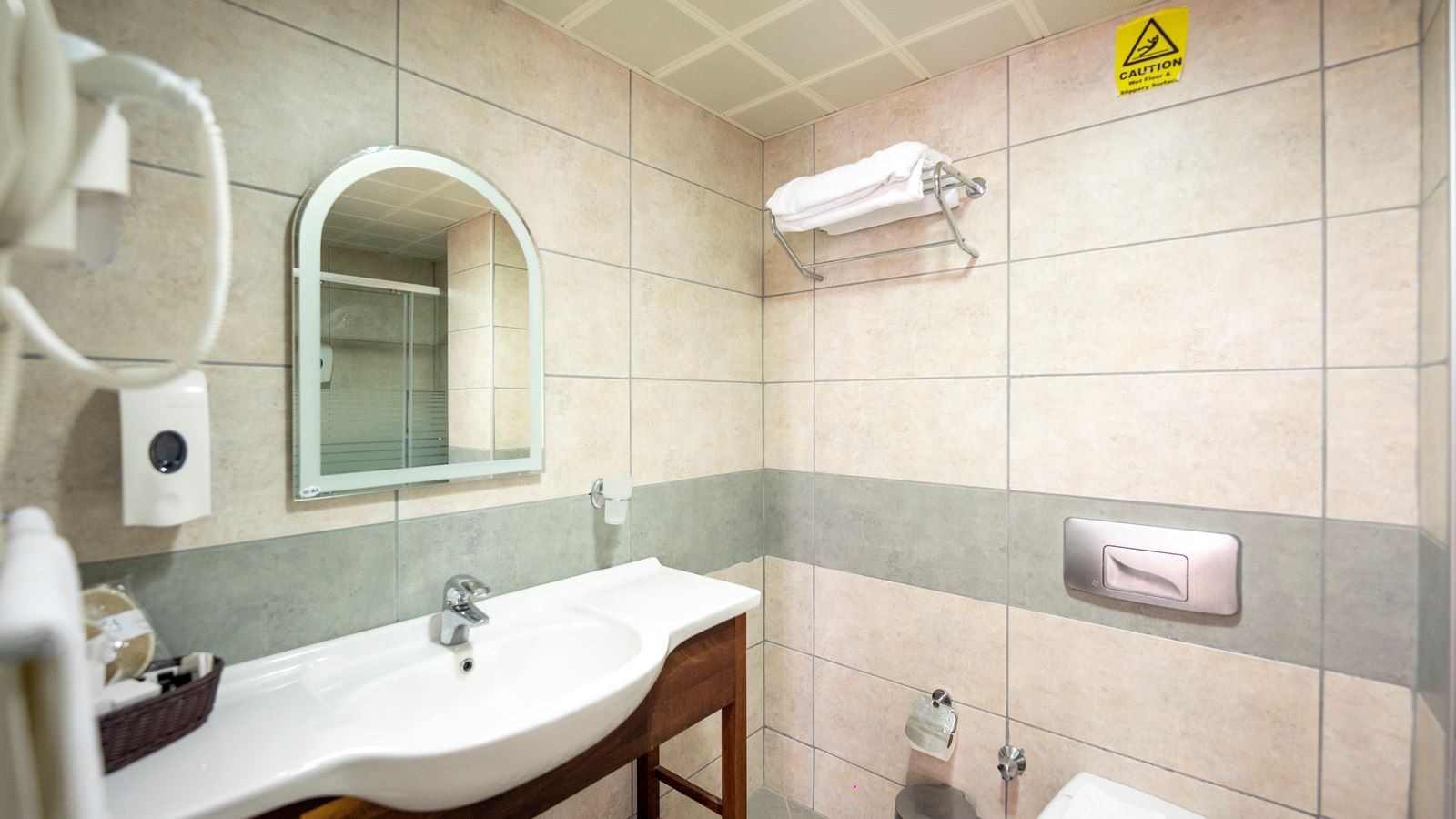 rooms-standrad-room-land-view