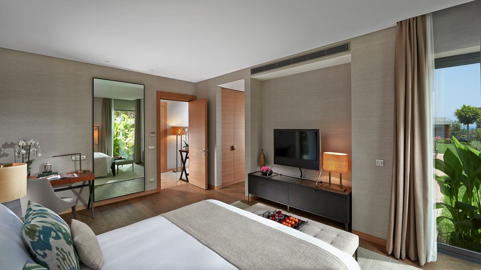 rooms-three-bedroom-garden-view-apartment