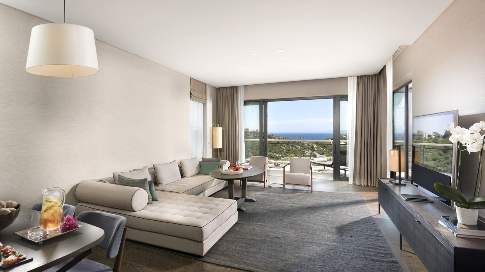 rooms-three-bedroom-sea-view-apartment