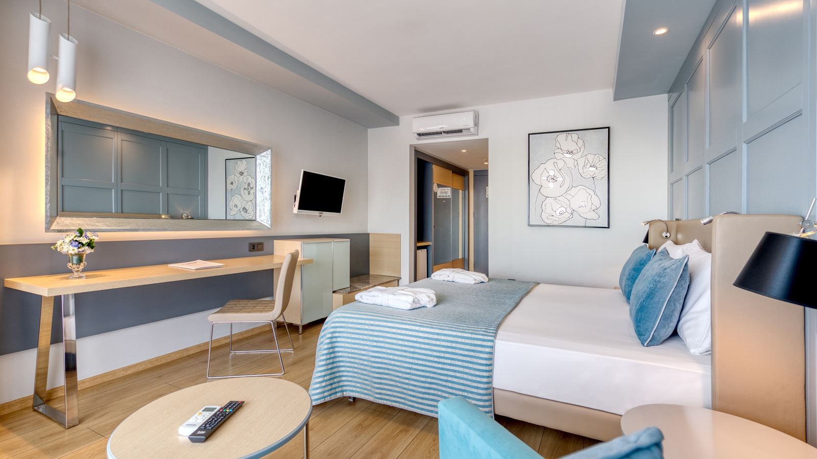 rooms-standard-land-view