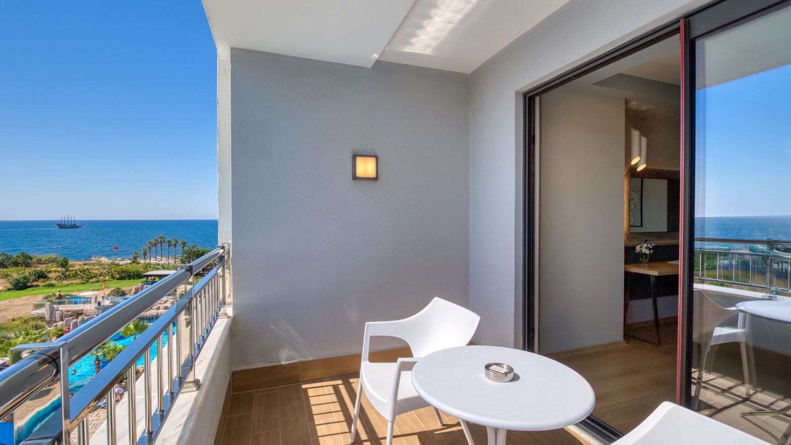 rooms-standard-sea-view