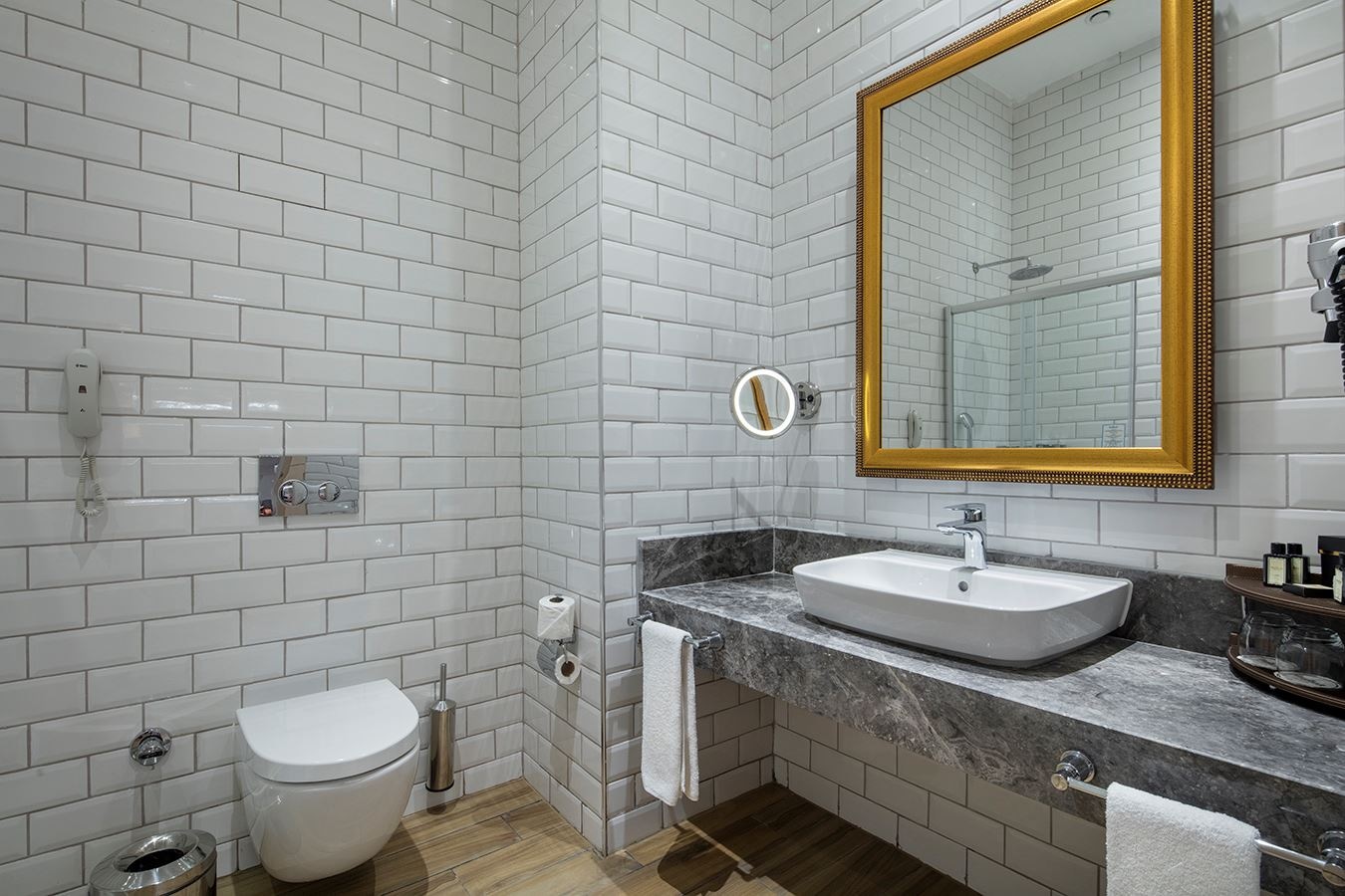 rooms-wonderland-family-pool-deluxe