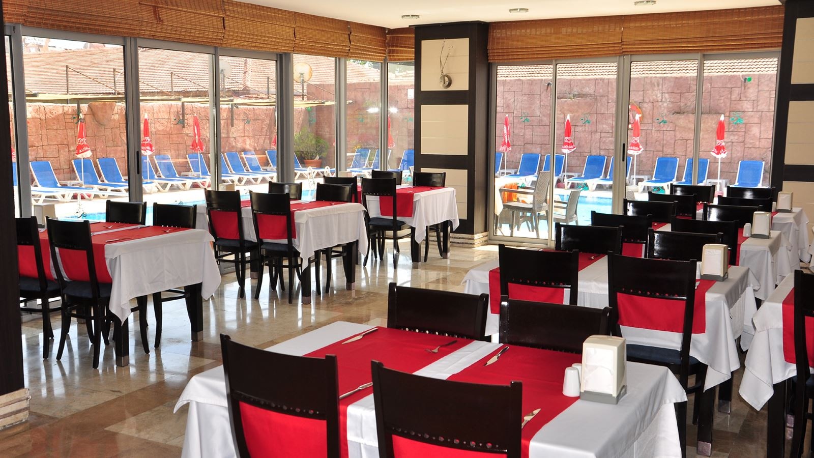 restaurants-main-restaurant