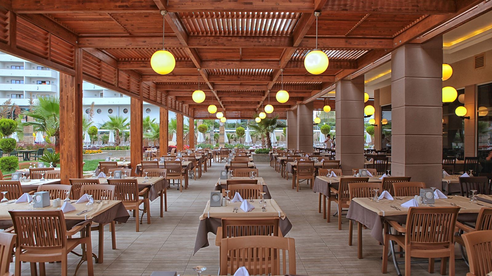 restaurants-main-restaurant