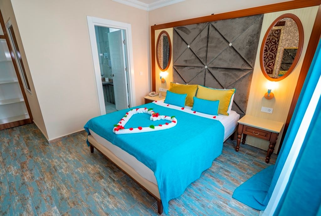 rooms-family-deluxe-room