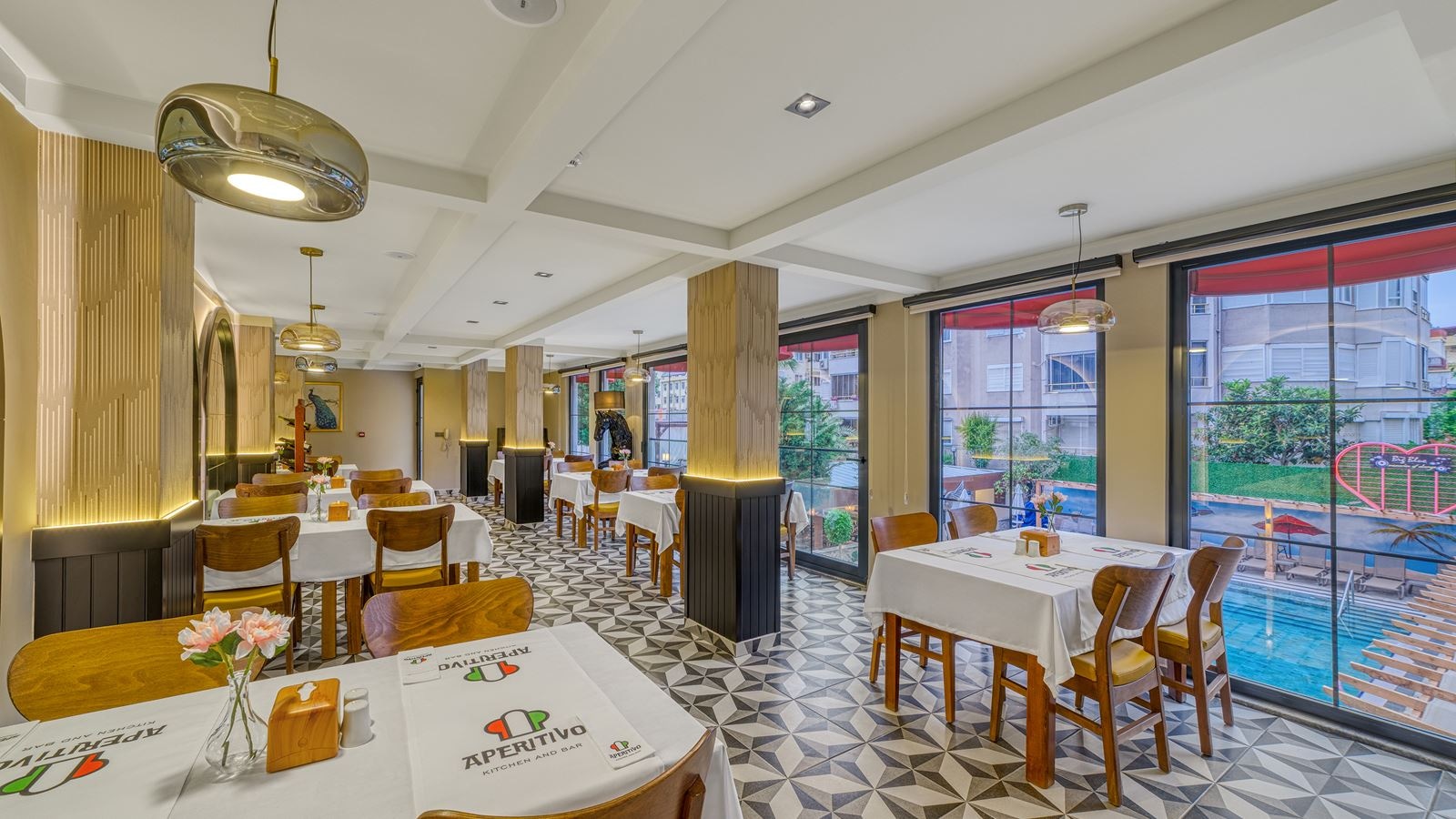 restaurants-pool-view-alacarte-restaurant