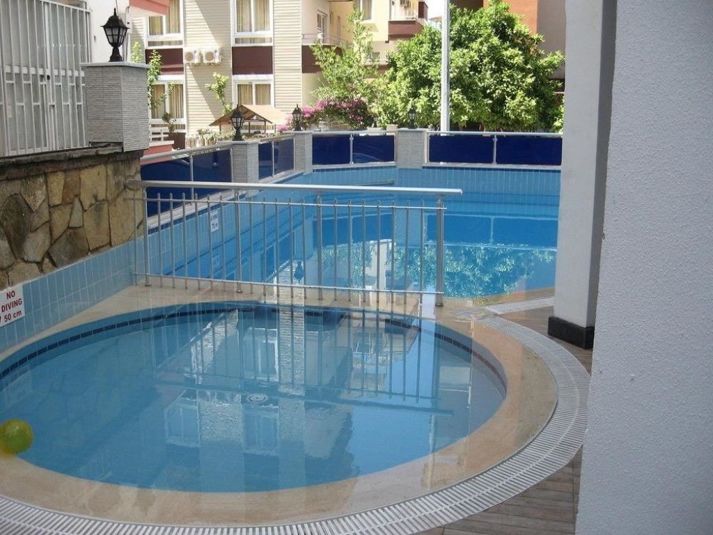 pools-outdoor-pool