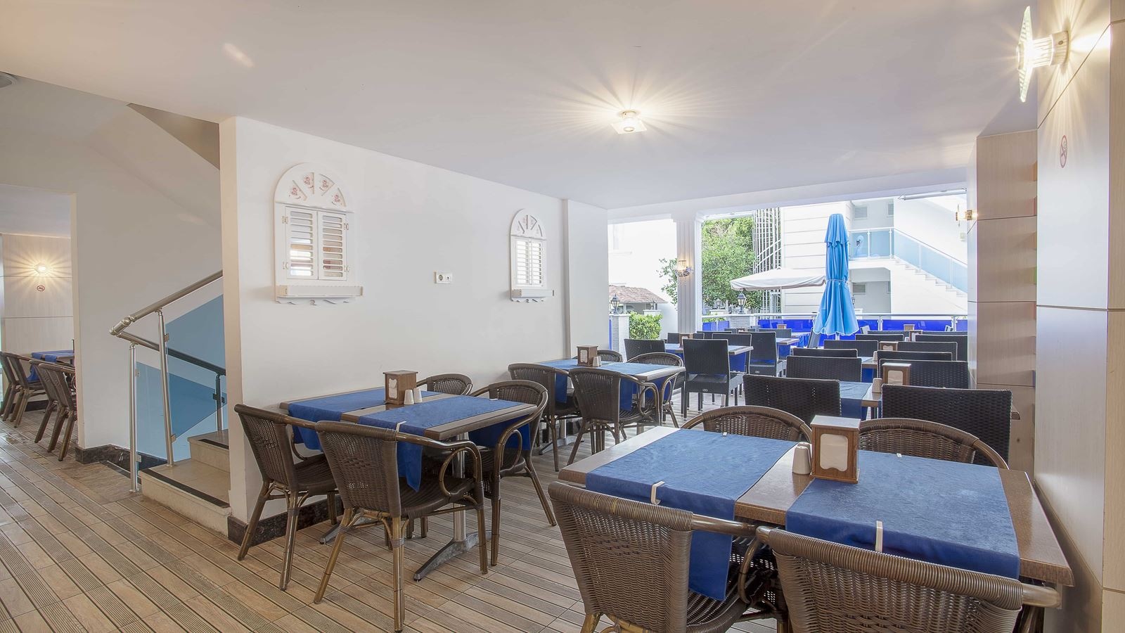 restaurants-main-restaurant