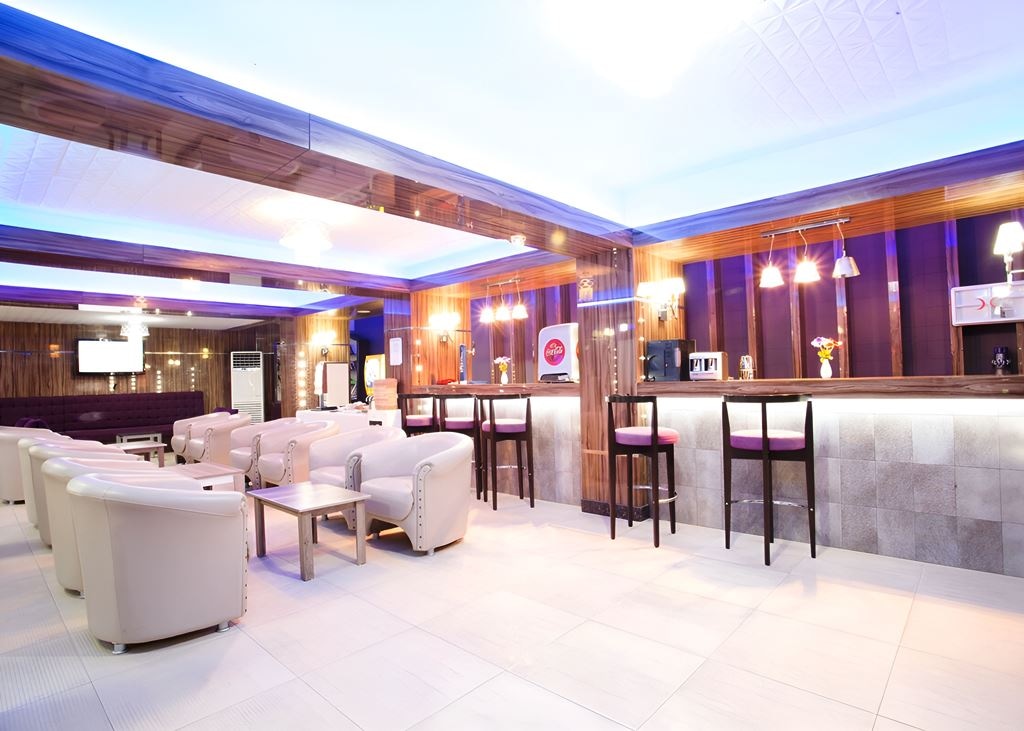 bars-lobbybar