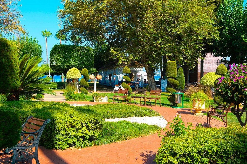 general-main-building