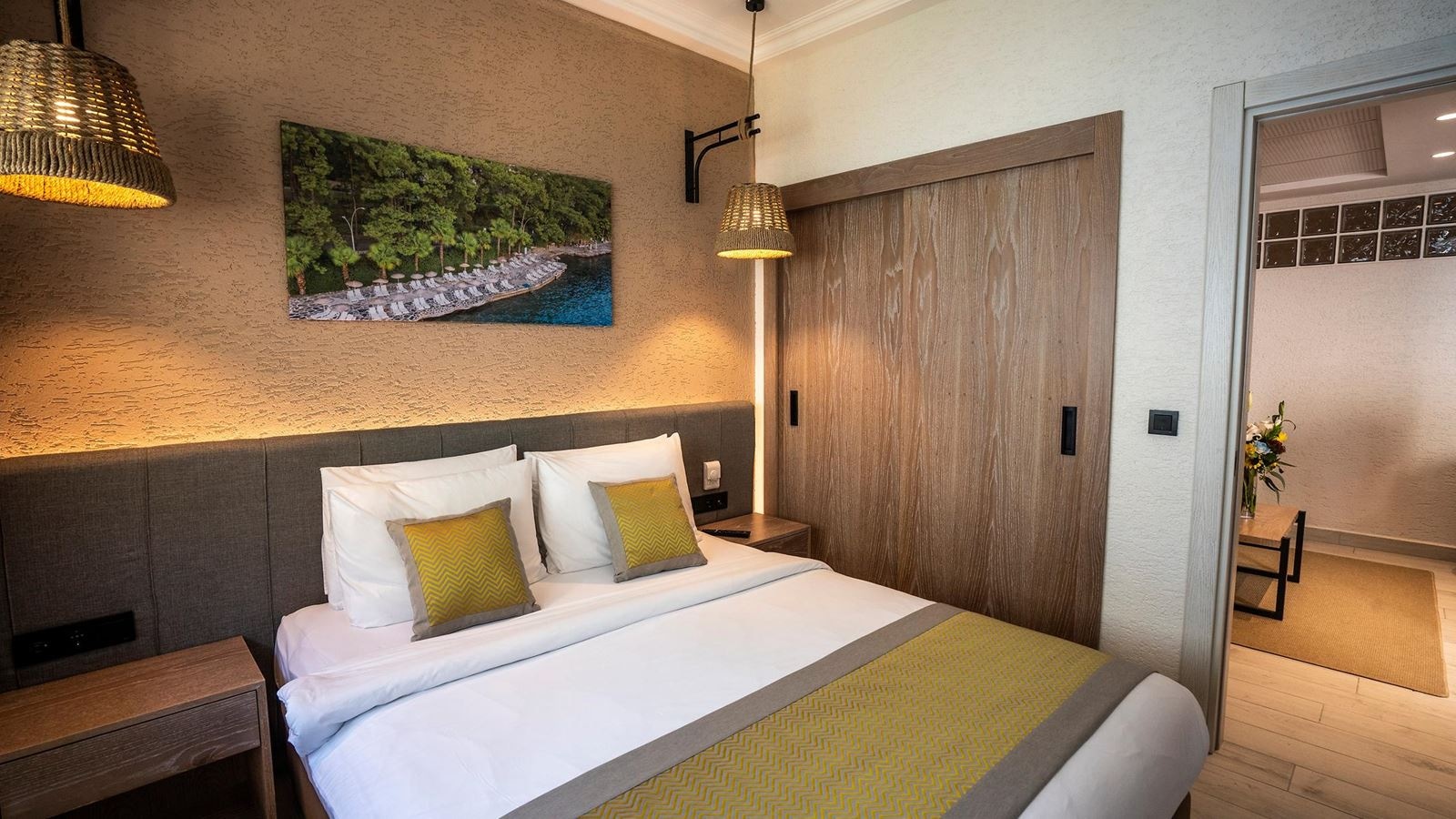 rooms-superior-family-room-garden-view-bgw