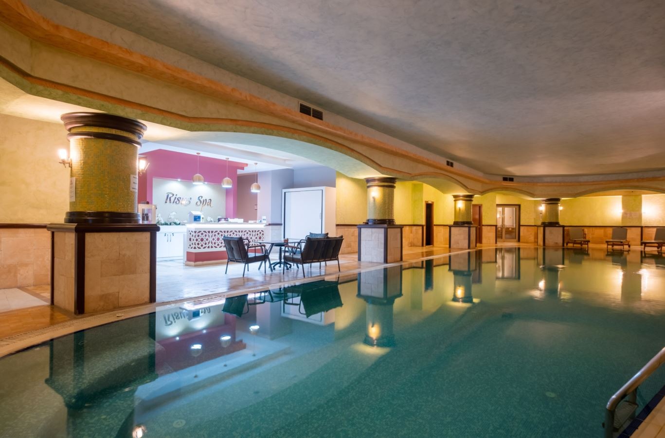pools-indoor-pool