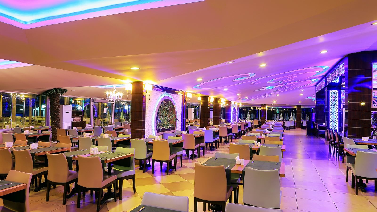 restaurants-main-restaurant