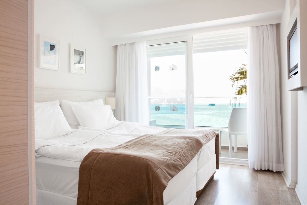rooms-standard-room-sea-view-single-use