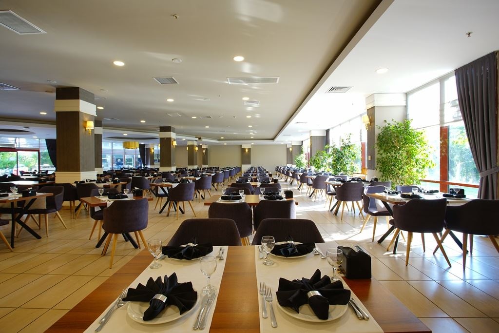 restaurants-main-restaurant