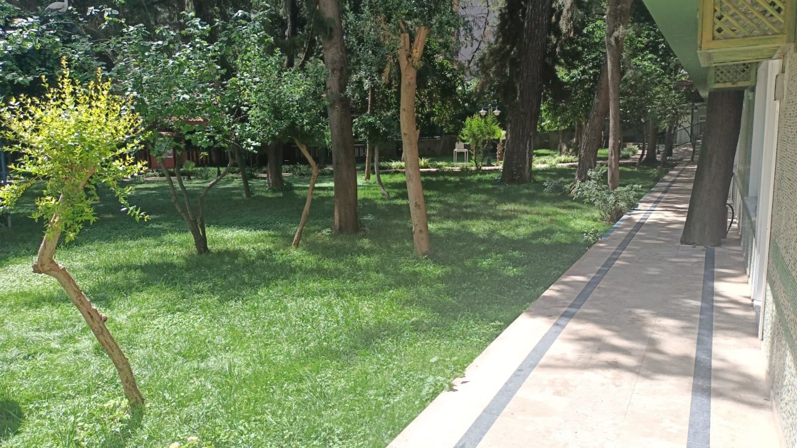 rooms-garden-room--without-balcony