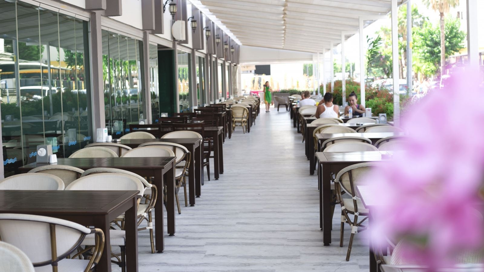 restaurants-restaurants