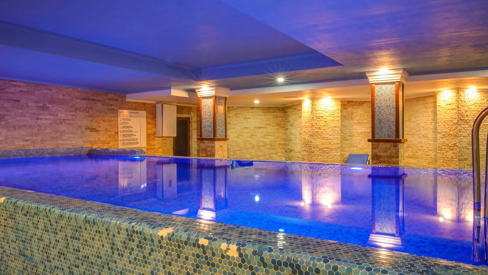 pools-indoor-pool