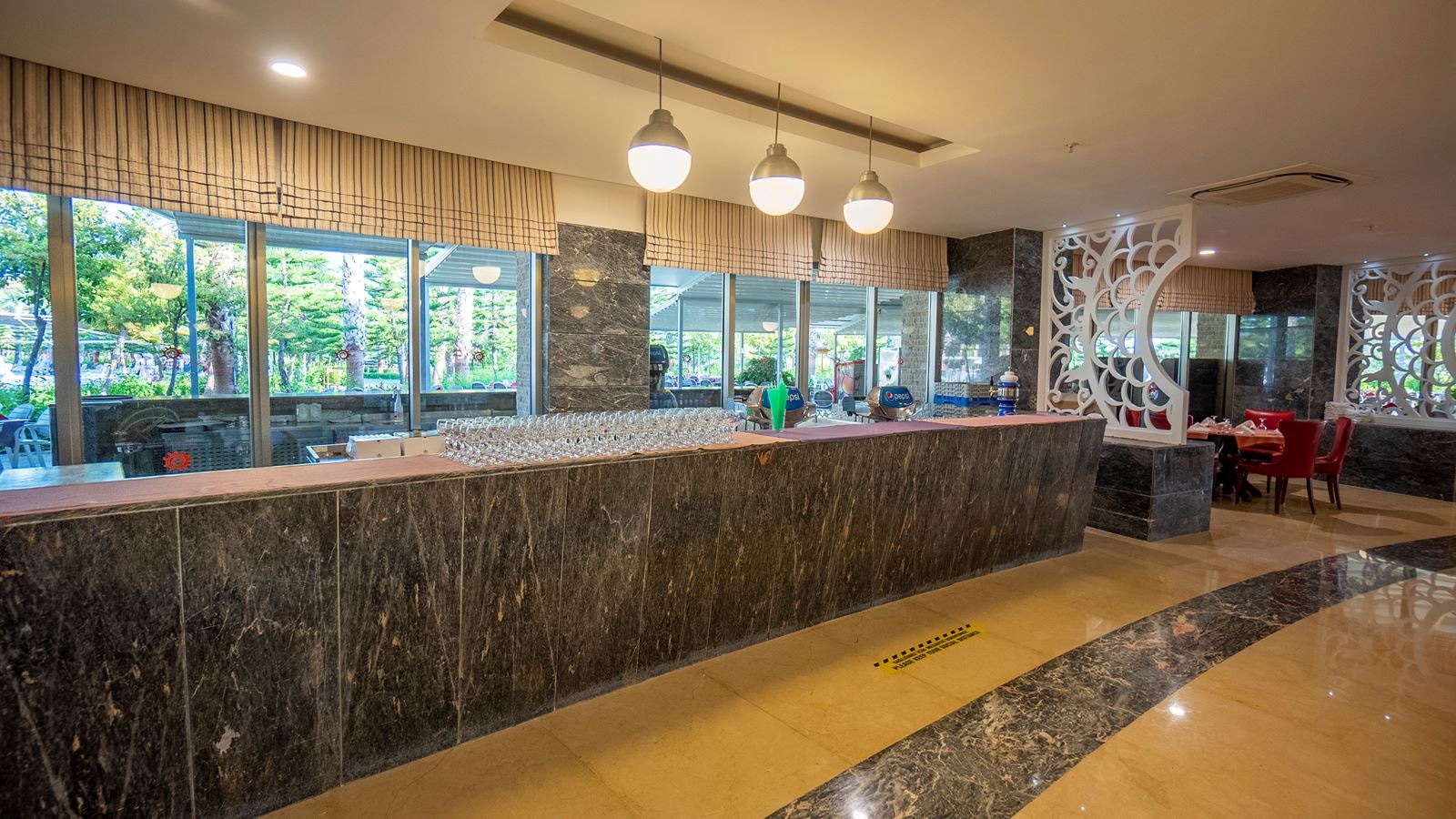 restaurants-main-restaurant