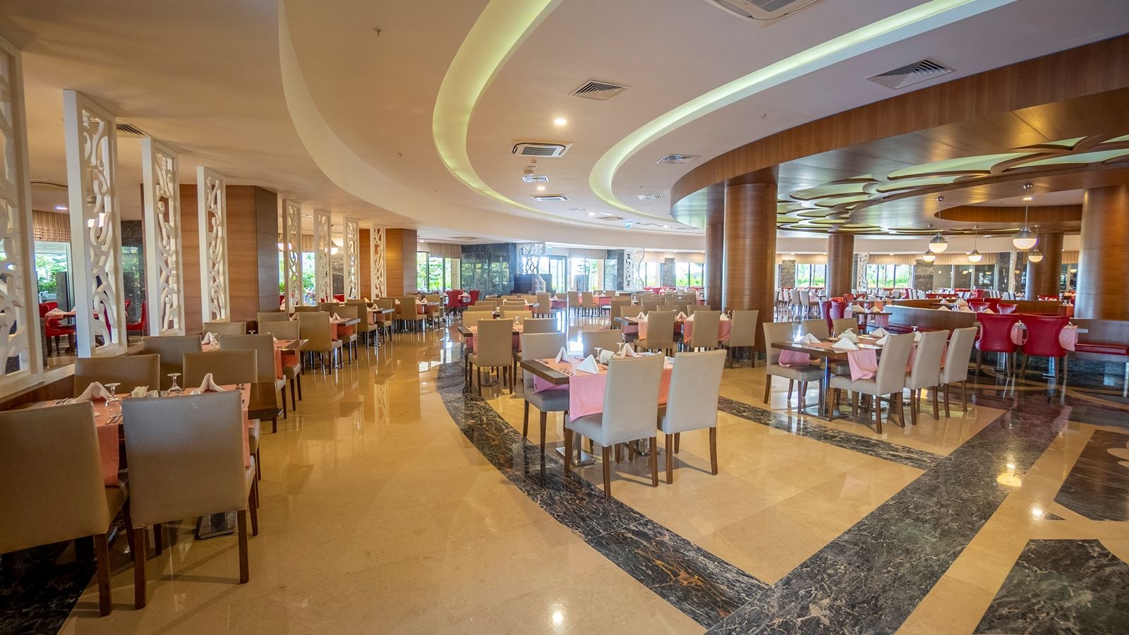 restaurants-main-restaurant