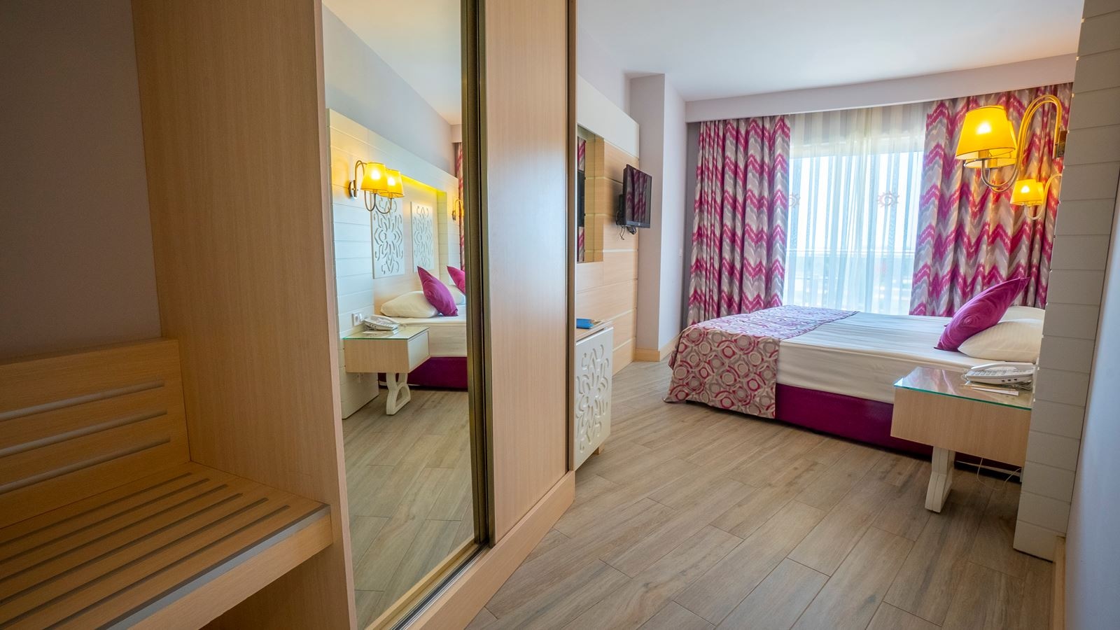 rooms-family-room-2-bedrooms-land-view