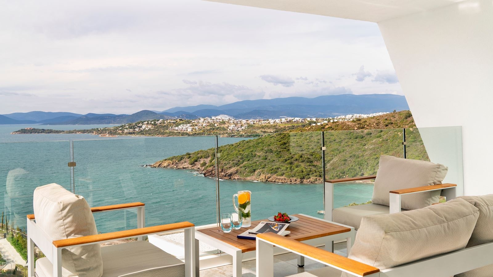 rooms-family-terrace-residence