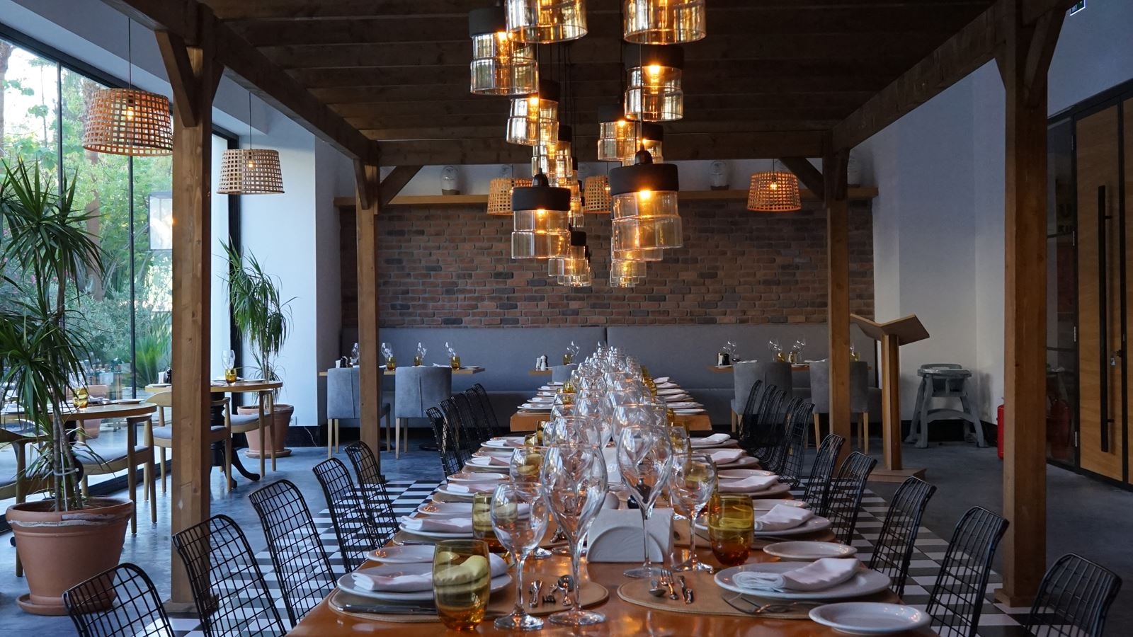 restaurants-sauces-steak-house