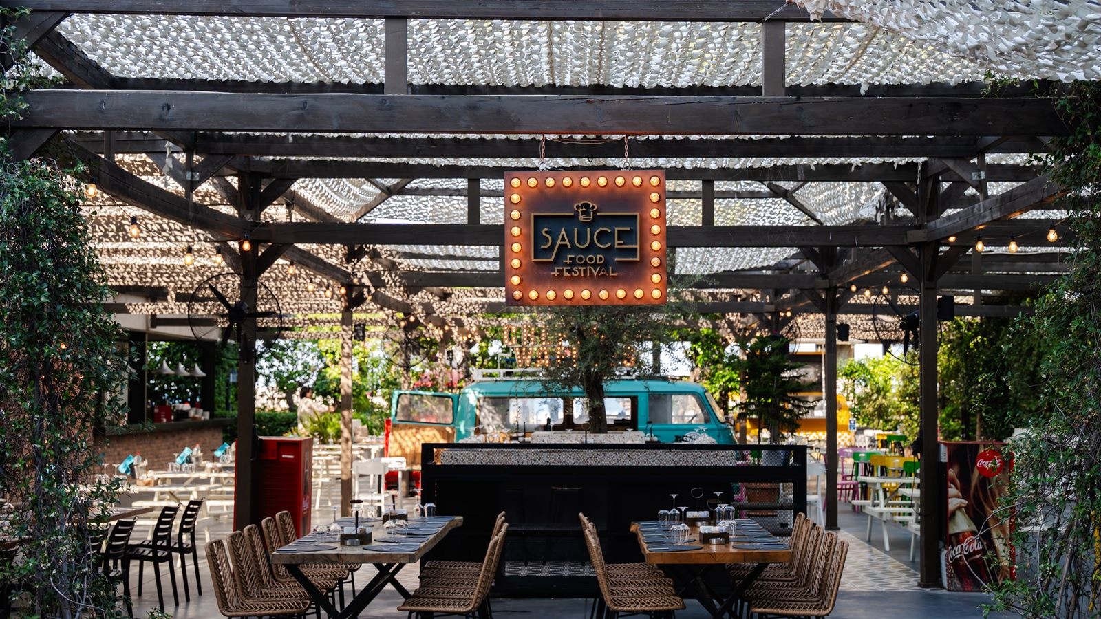 restaurants-fresh-kitchen-food