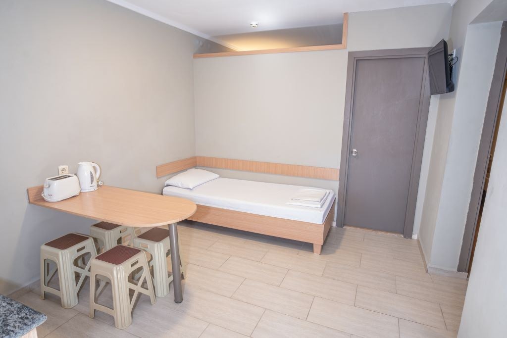 rooms-family-room-2-bedrooms