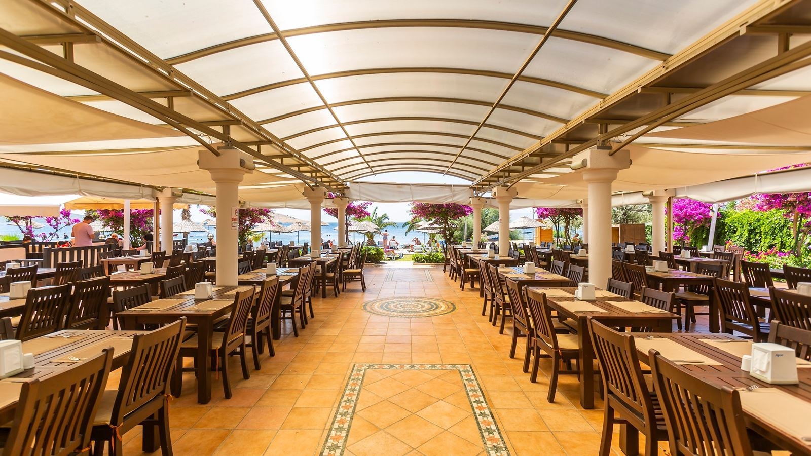 restaurants-main-restaurant