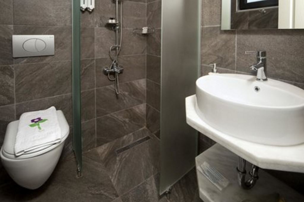 rooms-seaview-room-balcony-or-terrace