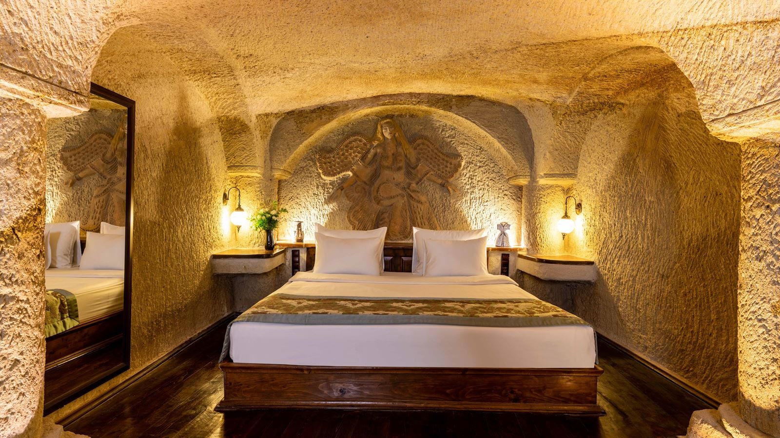 rooms-king-suite