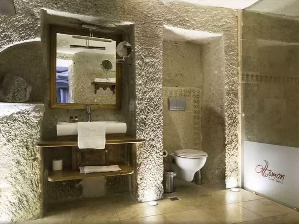 rooms-standard-stone-room