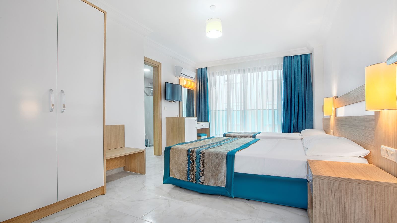 rooms-family-room-2-bedrooms