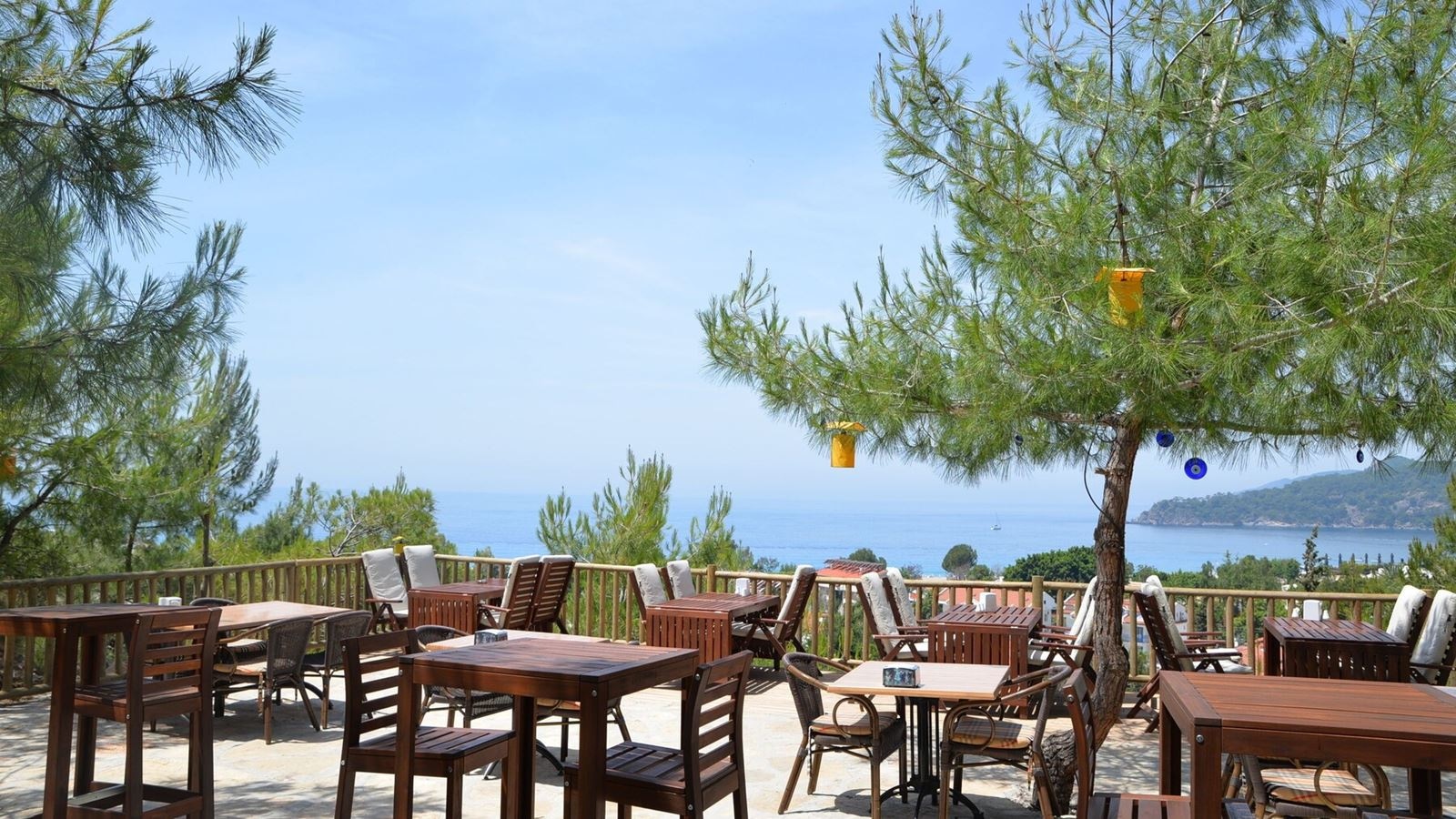 restaurants-restaurants