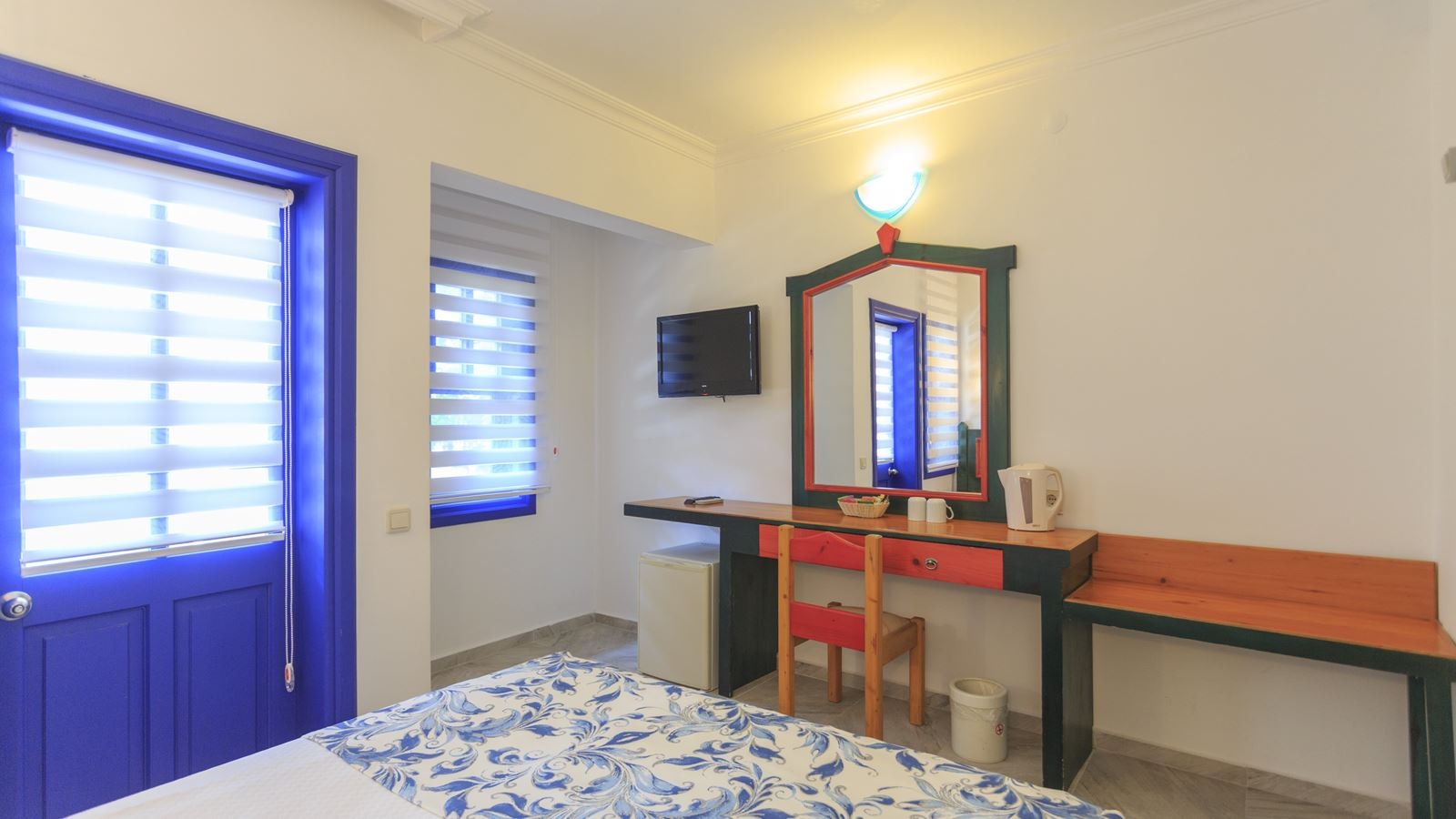 rooms-standard-room-with-balcony