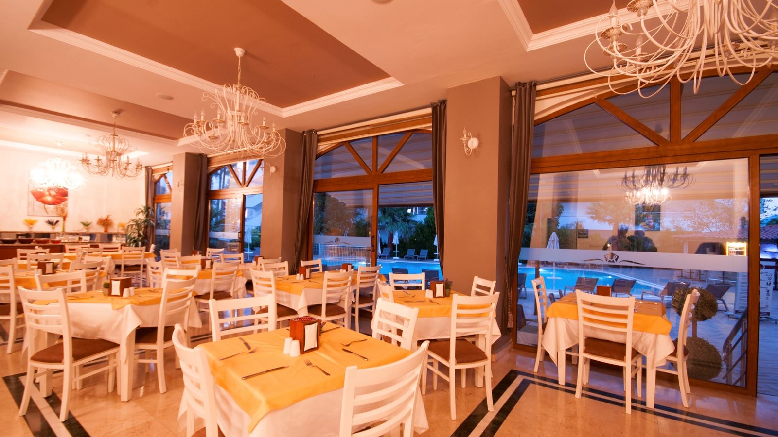 restaurants-indoor-reataurant