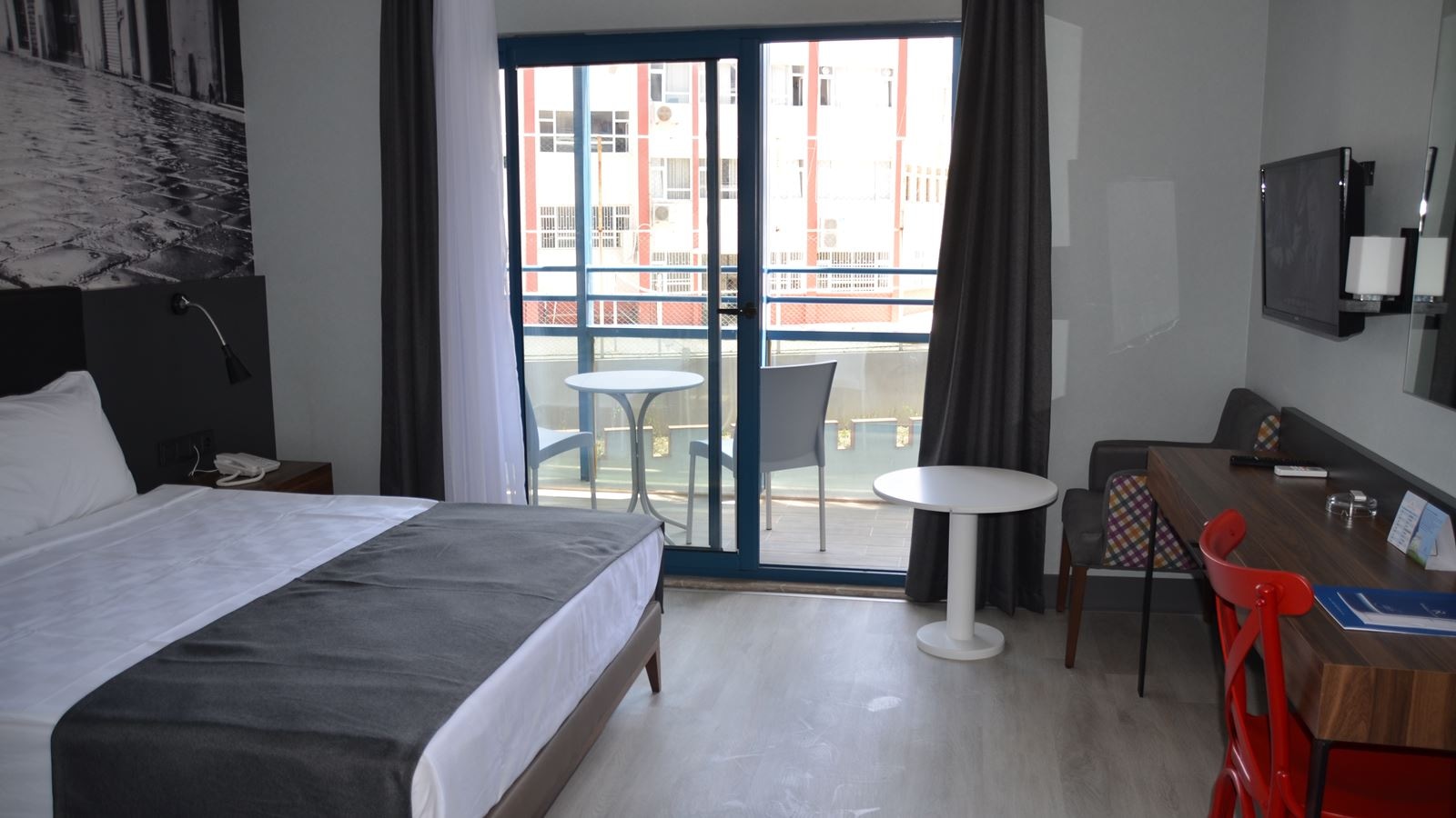 rooms-standard-room