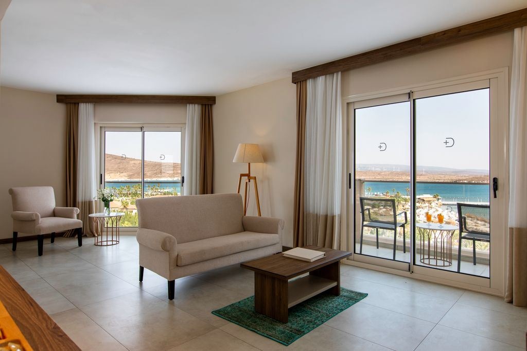 rooms-suite-sea-view