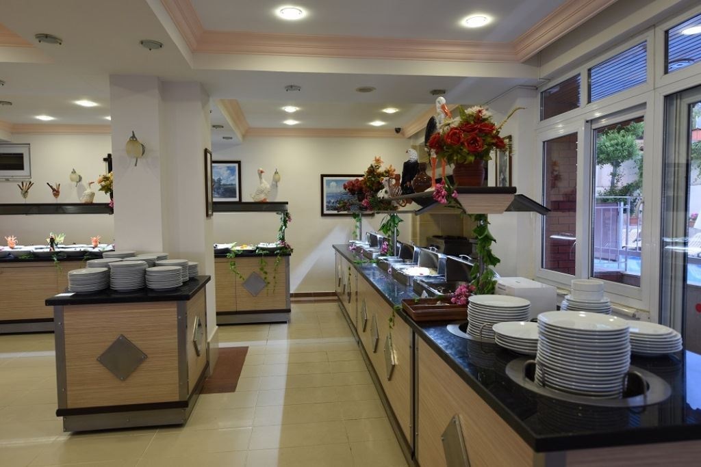 restaurants-main-restaurant