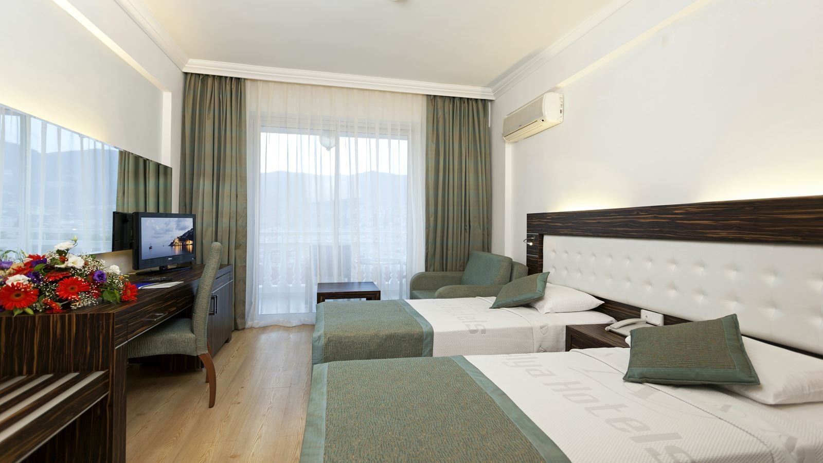 rooms-standard-double-room