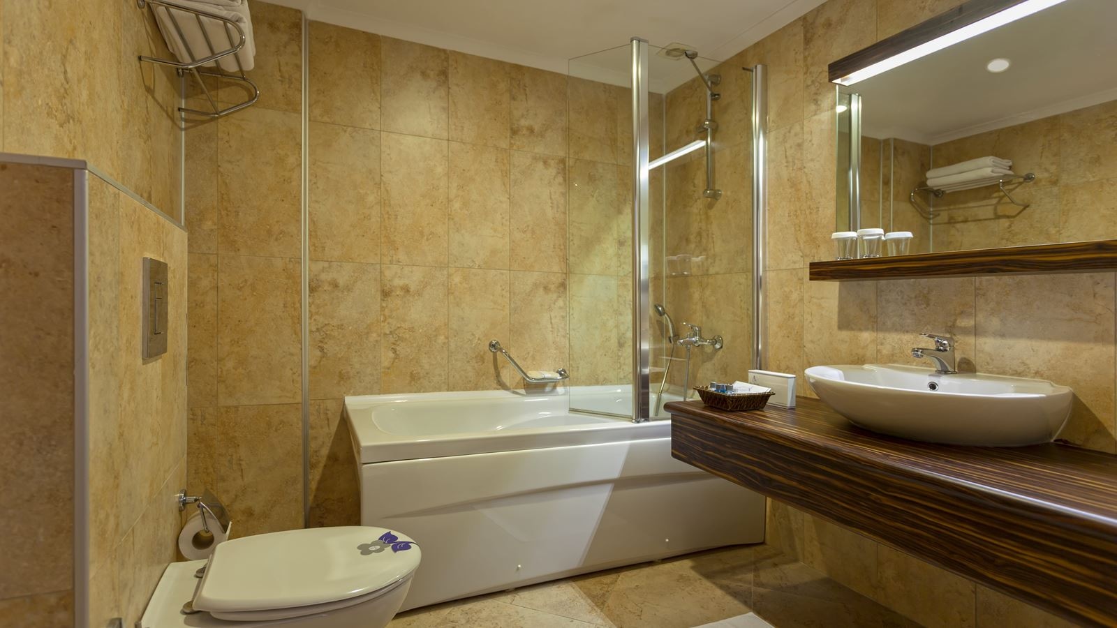 rooms-standard-double-room