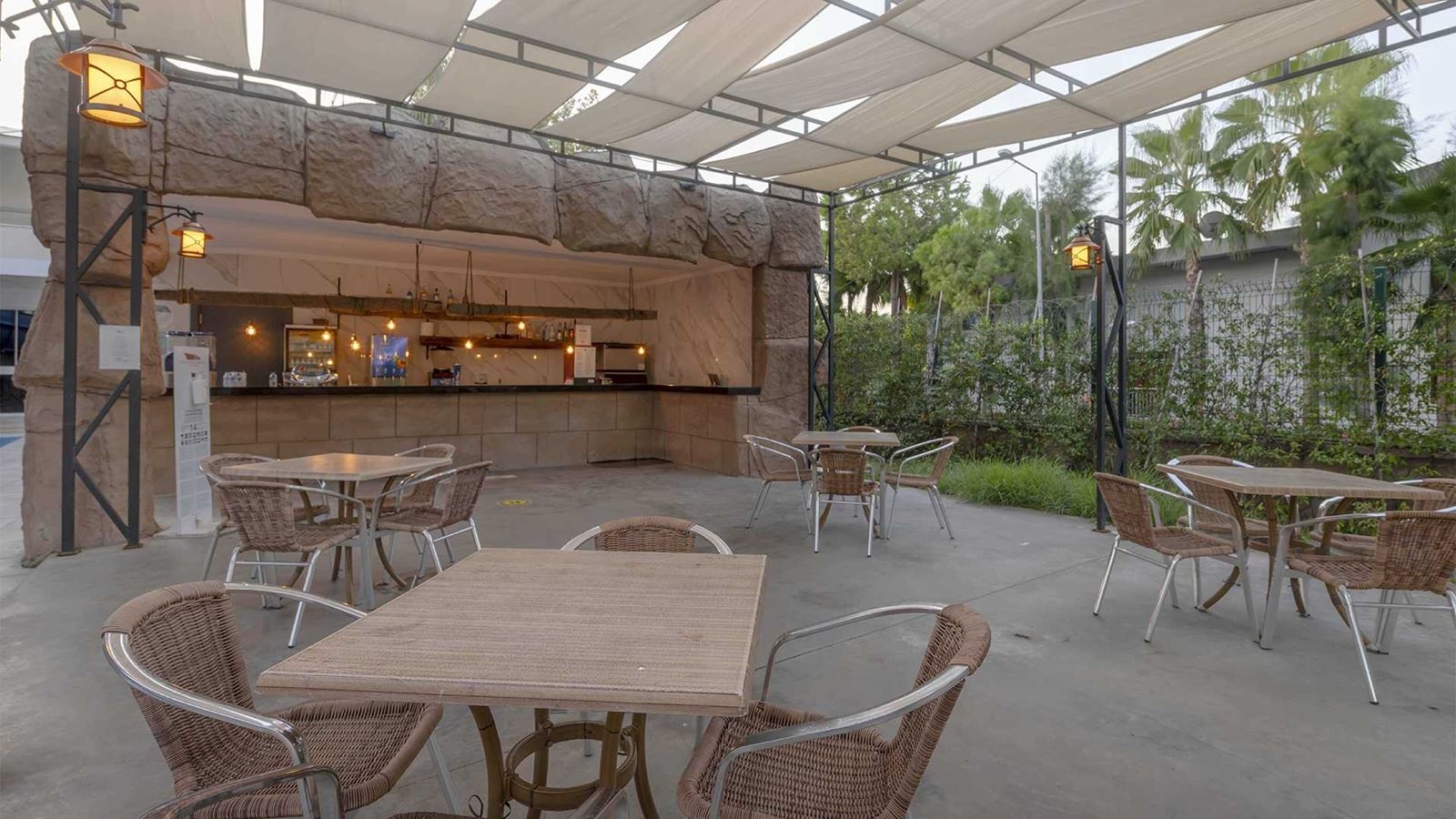 restaurants-main-restaurant