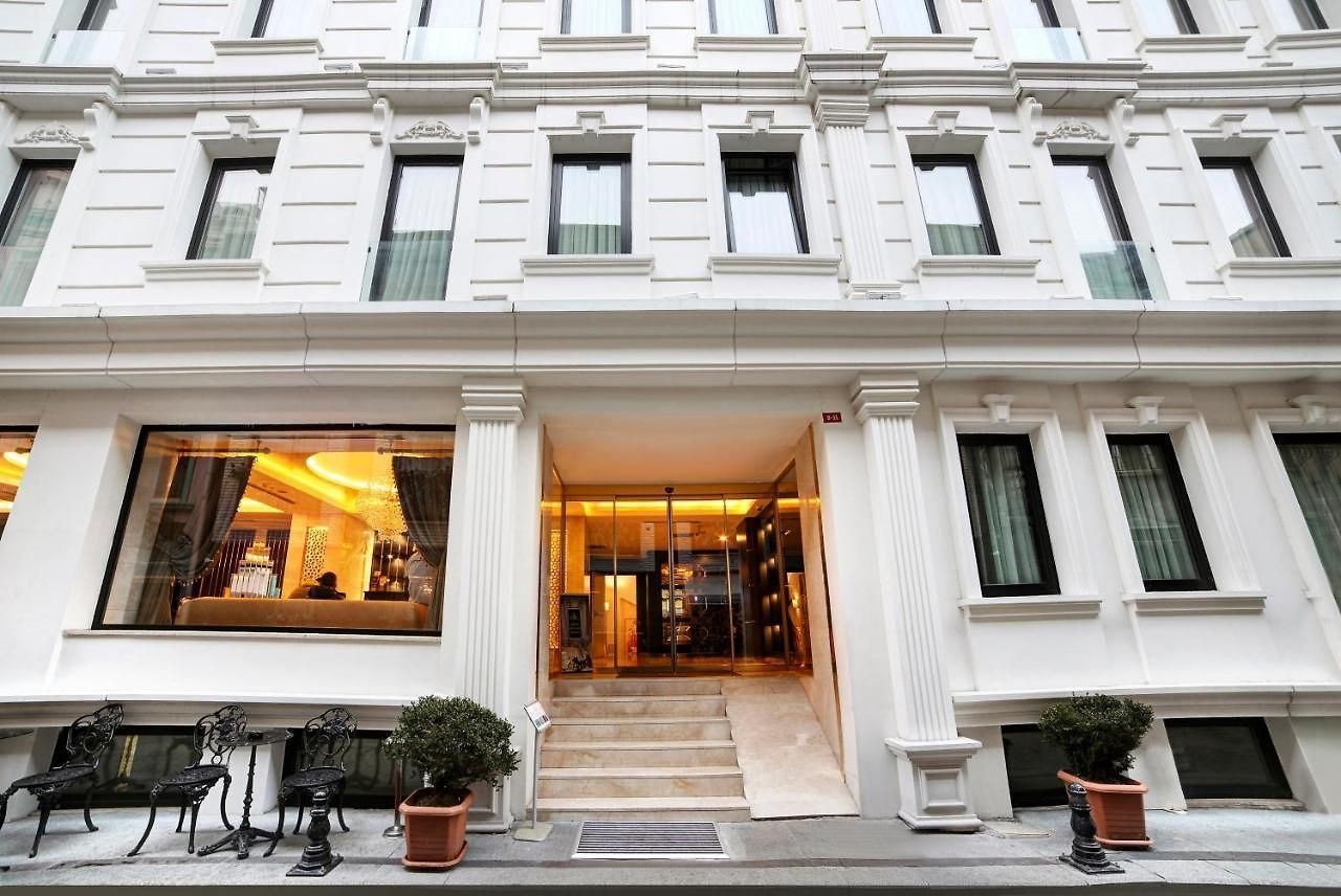 general-main-building