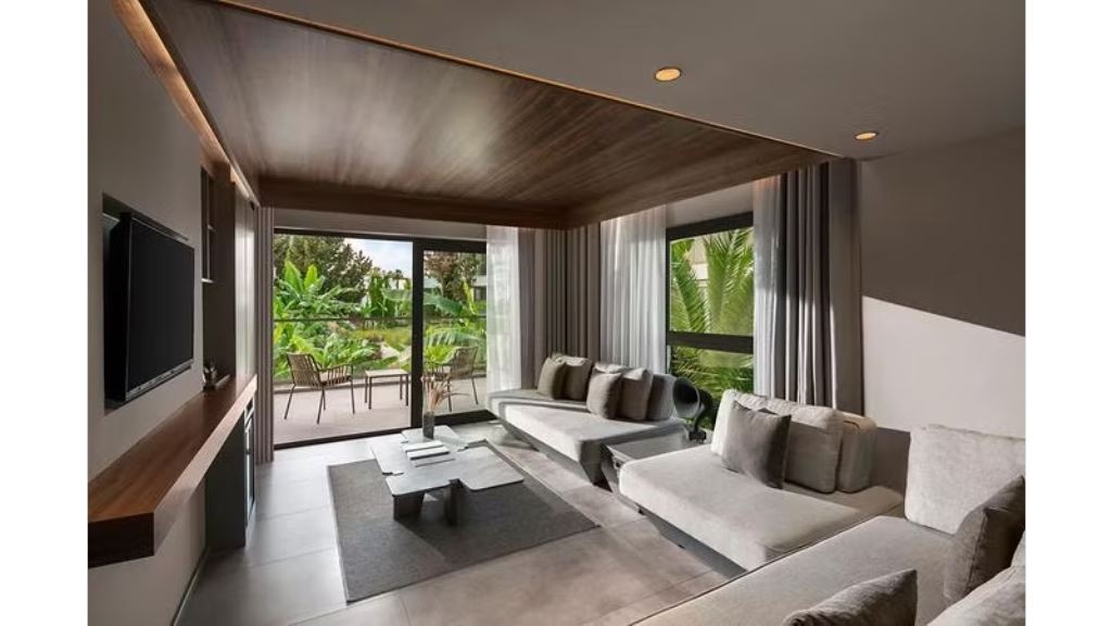 rooms-suite-land-room