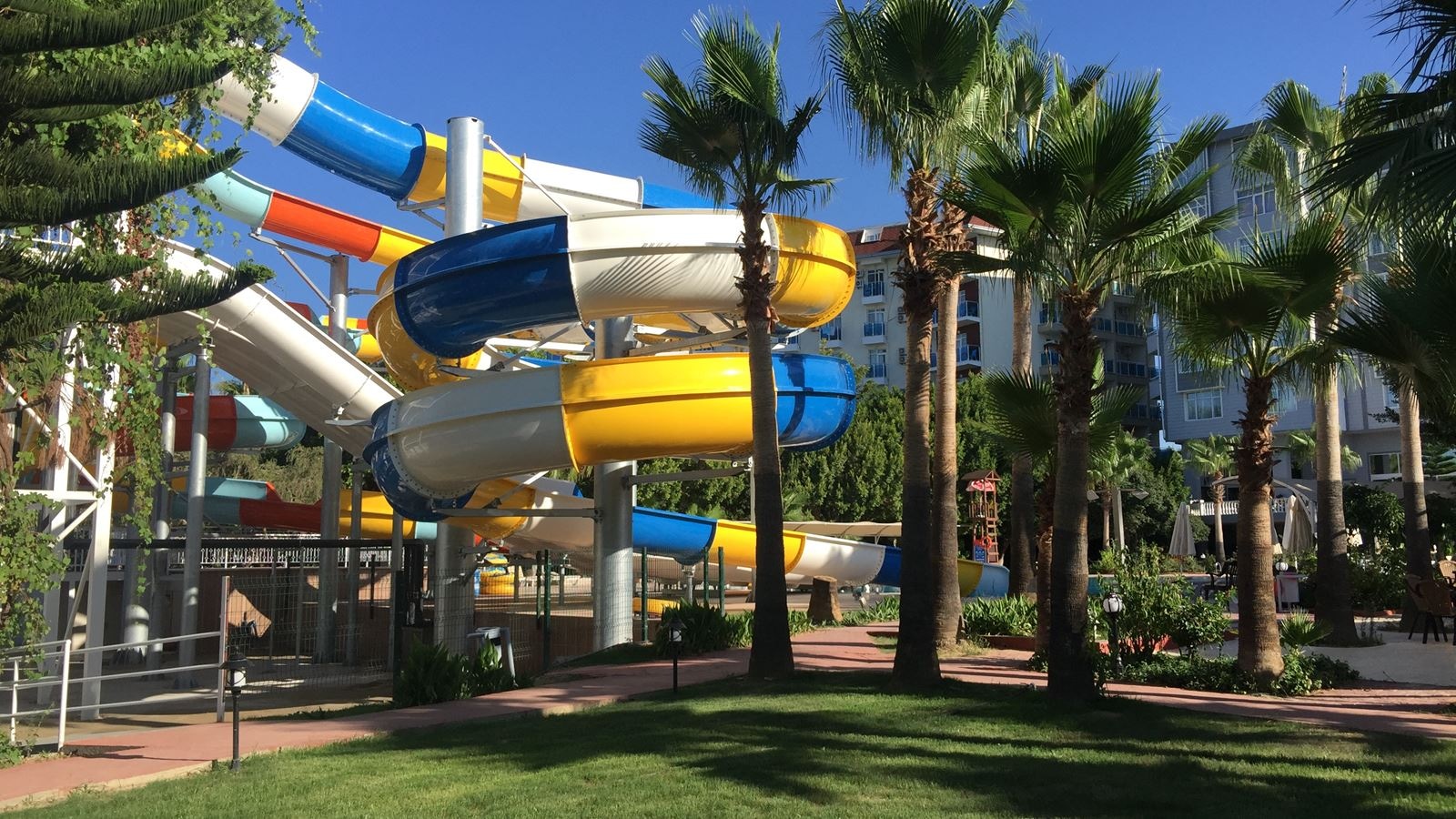 water-park-water-park