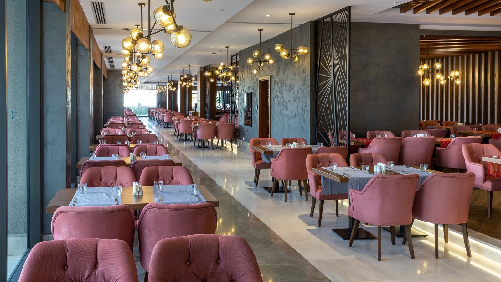 restaurants-marca-main-restaurant