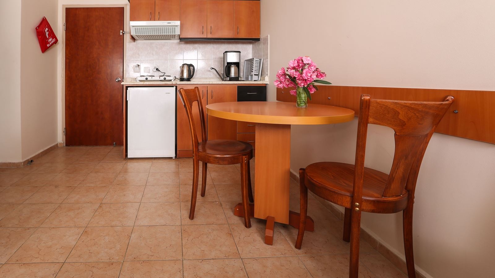 rooms-suite-standard-1-bedroom-seaview-balcony