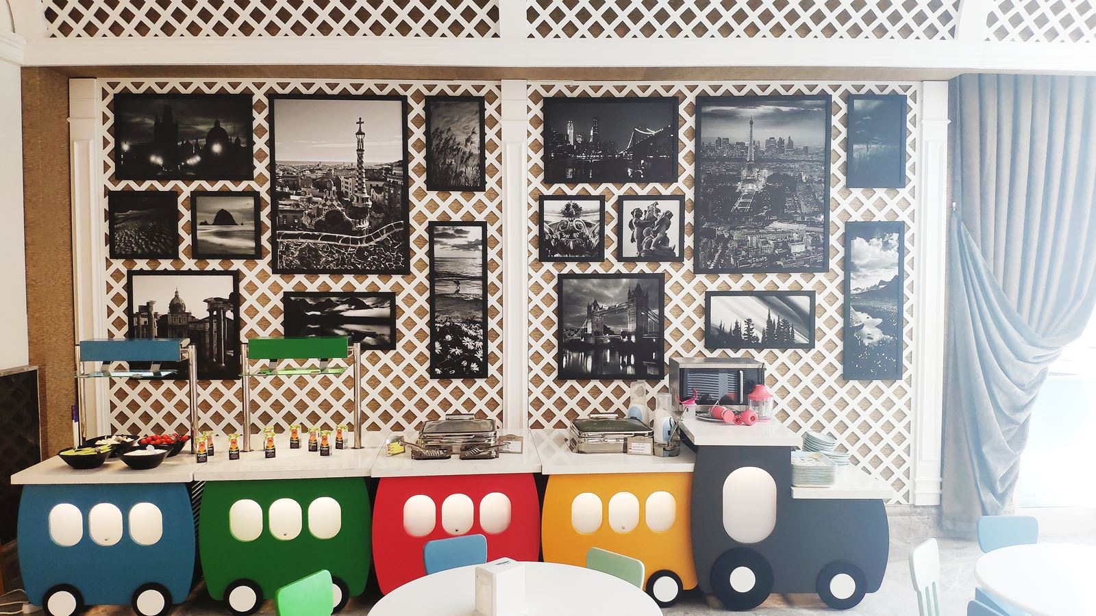 restaurants-la-carde-main-restaurant