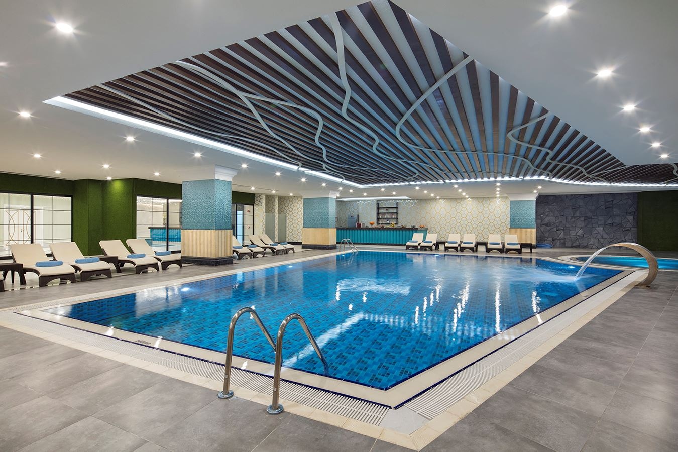 pools-indoor-pool